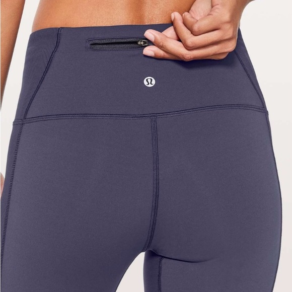 Lululemon “On Your Mark” Midnight Navy Luxtreme Run Crop / Leggings - Size 6